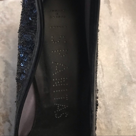 Hispanitas black sequin shoes size 41. Like new! - Picture 4 of 5